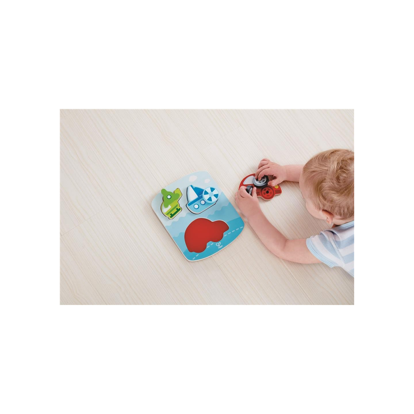 Circuit voiture enfant en forme de puzzle