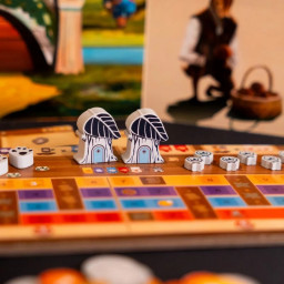 Zoom sur les pions du jeu de plateau Kingdom Crossing