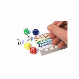 Personne jouant une partie du jeu Qwixx